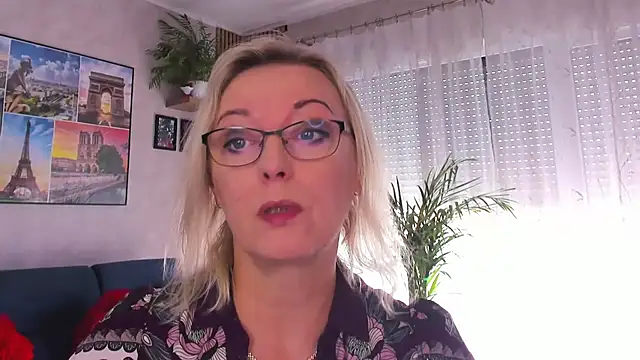 Snapshot of vanessa_chat chatting on July 6, 2026, 1:19 pm vanessa chat online show from July 6, 2026, 1:19 pm