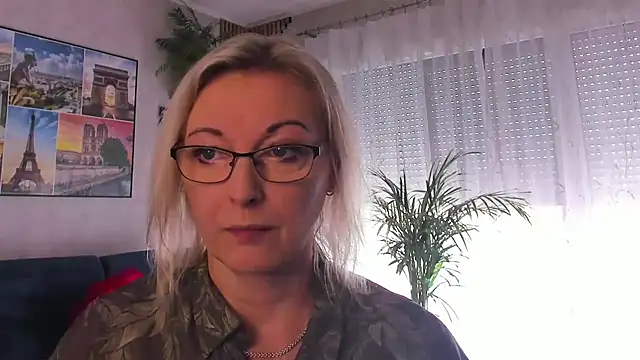 Snapshot of vanessa_chat chatting on July 14, 2026, 1:17 pm vanessa chat online show from July 14, 2026, 1:17 pm