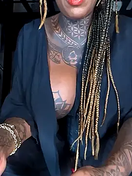 DarkDea online show from October 29, 2025, 5:14 pm