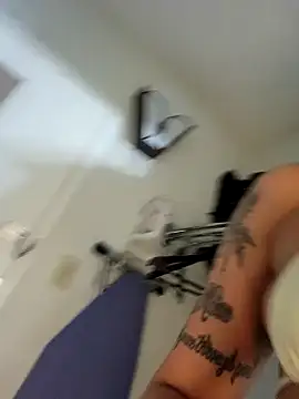 Snapshot of sativagata chatting on November 1, 2025, 11:29 pm sativagata online show from November 1, 2025, 11:29 pm