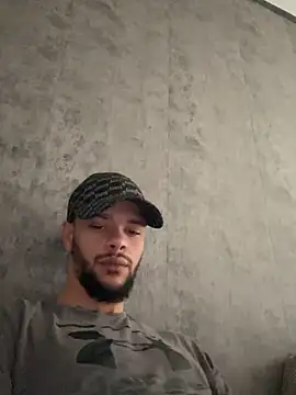 Lionayowe online show from February 28, 2026, 9:54 am