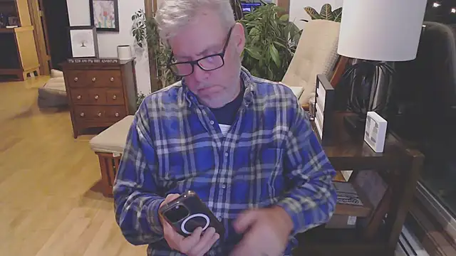 Snapshot of kevin_rules chatting on November 2, 2025, 10:56 pm kevin rules online show from November 2, 2025, 10:56 pm