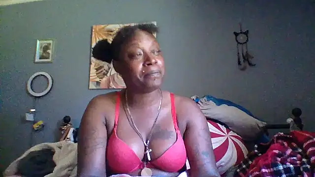 Snapshot of msdeedee chatting on May 16, 2026, 4:39 pm msdeedee online show from May 16, 2026, 4:39 pm