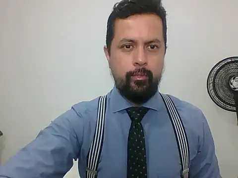 Snapshot of TRIISTAN_KING10 chatting on December 4, 2024, 2:48 pm TRIISTAN KING10 online show from December 4, 2024, 2:48 pm