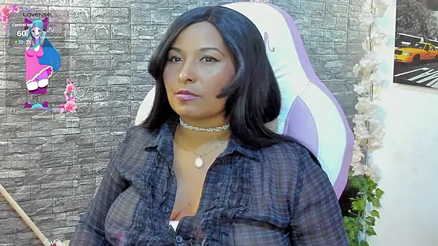 paola ih online show from March 19, 2026, 8:13 pm