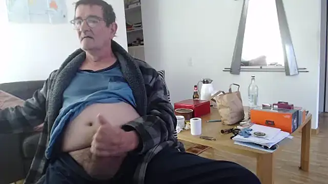 silvio-aus-luzern-CH online show from March 21, 2026, 7:57 am