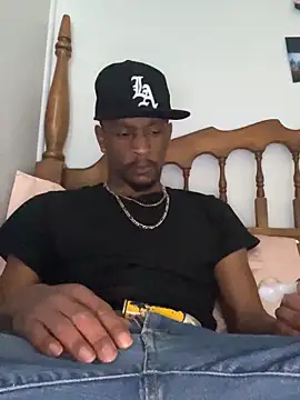 Tristris100 online show from December 16, 2025, 6:35 pm