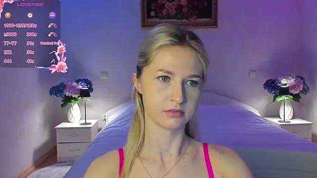 AnnaCarrera online show from March 15, 2026, 9:43 pm