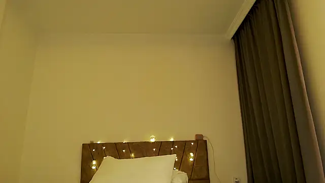 DanyMin online show from May 22, 2026, 6:42 am