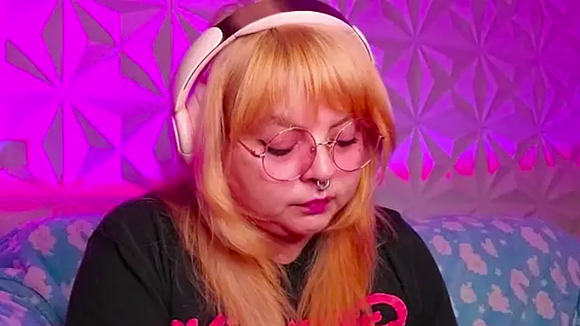 Snapshot of Satyn_doll chatting on October 9, 2025, 11:36 pm Satyn doll online show from October 9, 2025, 11:36 pm