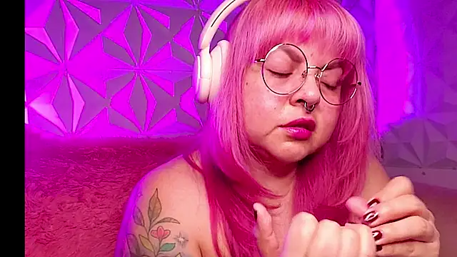 Satyn doll online show from February 14, 2026, 3:47 am