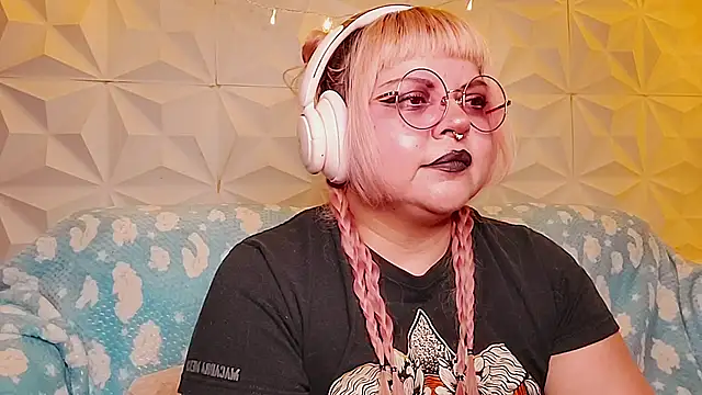 Satyn doll online show from May 16, 2026, 12:29 am