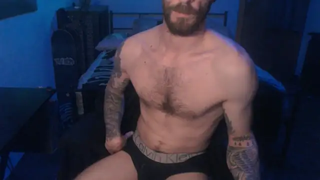 Snapshot of SexxxyLouis chatting on January 9, 2025, 9:05 pm SexxxyLouis online show from January 9, 2025, 9:05 pm