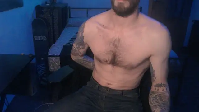 Snapshot of SexxxyLouis chatting on January 10, 2025, 1:52 pm SexxxyLouis online show from January 10, 2025, 1:52 pm