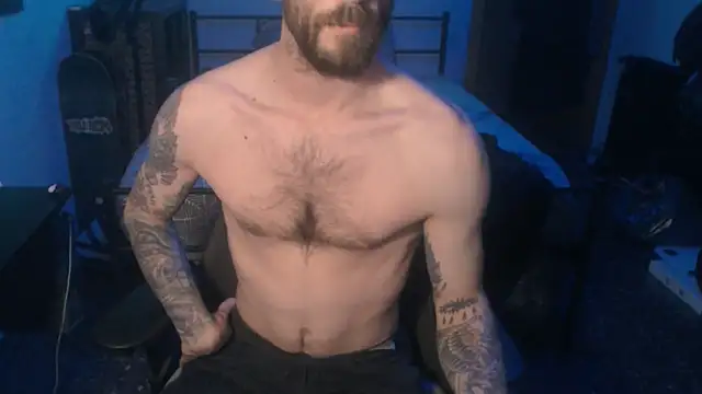 Snapshot of SexxxyLouis chatting on January 19, 2025, 3:10 pm SexxxyLouis online show from January 19, 2025, 3:10 pm