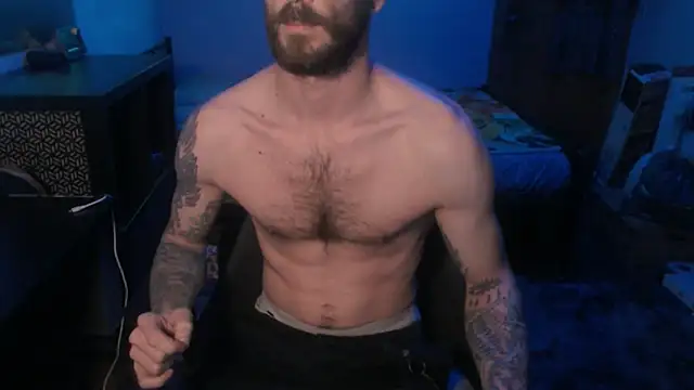 Snapshot of SexxxyLouis chatting on February 8, 2025, 4:25 pm SexxxyLouis online show from February 8, 2025, 4:25 pm