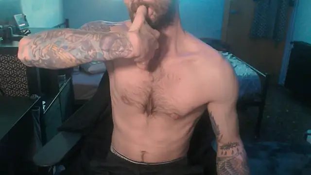 Snapshot of SexxxyLouis chatting on February 13, 2025, 2:09 pm SexxxyLouis online show from February 13, 2025, 2:09 pm
