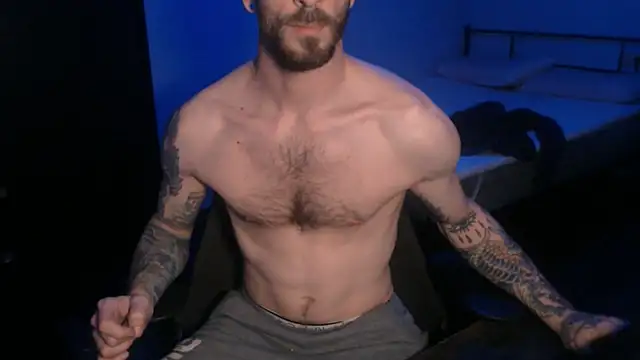 Snapshot of SexxxyLouis chatting on March 2, 2025, 6:30 pm SexxxyLouis online show from March 2, 2025, 6:30 pm