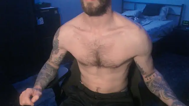 Snapshot of SexxxyLouis chatting on March 21, 2025, 5:45 pm SexxxyLouis online show from March 21, 2025, 5:45 pm