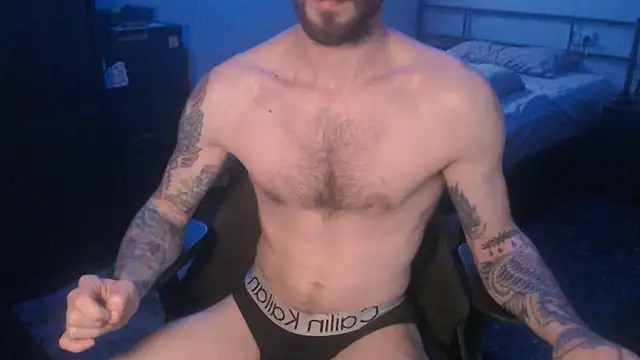 Snapshot of SexxxyLouis chatting on March 22, 2025, 2:03 pm SexxxyLouis online show from March 22, 2025, 2:03 pm