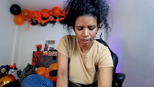 Ellie Alves online show from October 25, 2025, 2:56 pm