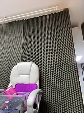 milly cruz online show from March 14, 2026, 12:06 am