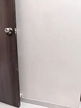 MumbaiMaskGirl online show from February 25, 2025, 11:41 am