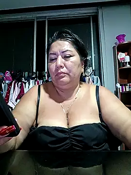 Brenda Berck  online show from November 16, 2025, 5:24 am