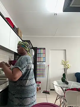 Snapshot of Bootyliciouse21X chatting on February 2, 2026, 10:58 am Bootyliciouse21X online show from February 2, 2026, 10:58 am