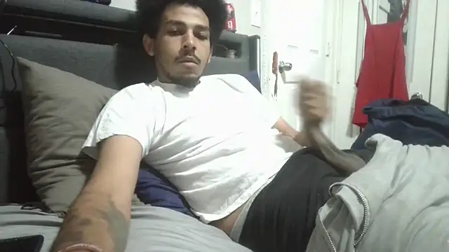 bigdickjojo69 online show from June 24, 2026, 5:23 pm