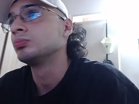 xZABLEYERx online show from January 9, 2026, 2:42 pm