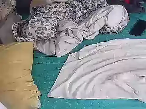 k-dong online show from December 21, 2024, 9:25 pm