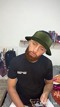 HardWorker20 online show from April 18, 2026, 2:04 am