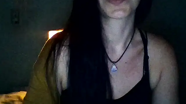 chicacastilla online show from February 22, 2026, 9:19 am