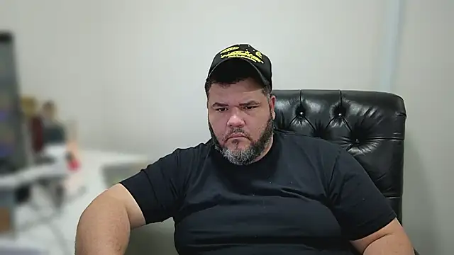 Gabihotxxx1 online show from April 9, 2026, 1:27 pm