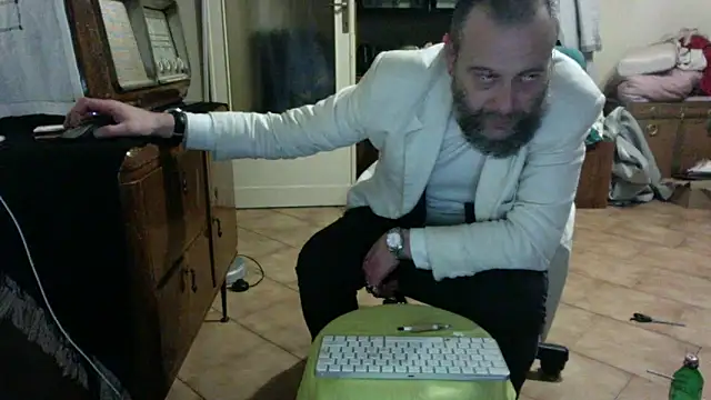 SsdobermannsS online show from April 29, 2026, 2:15 am