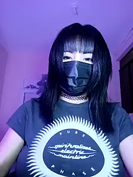 Snapshot of Latin_summer chatting on December 4, 2024, 1:36 am Latin summer online show from December 4, 2024, 1:36 am