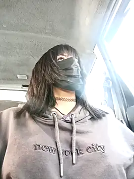 Snapshot of Latin_summer chatting on December 10, 2024, 8:16 pm Latin summer online show from December 10, 2024, 8:16 pm