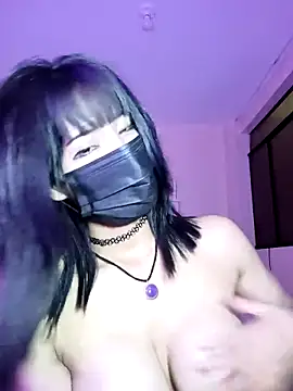 Snapshot of Latin_summer chatting on December 11, 2024, 2:30 am Latin summer online show from December 11, 2024, 2:30 am