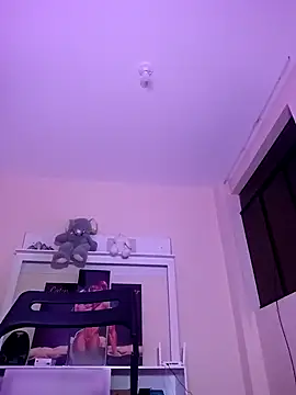 Snapshot of Latin_summer chatting on December 25, 2024, 12:59 am Latin summer online show from December 25, 2024, 12:59 am