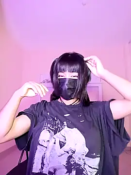 Snapshot of Latin_summer chatting on January 5, 2025, 9:25 pm Latin summer online show from January 5, 2025, 9:25 pm