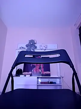 Snapshot of Latin_summer chatting on January 10, 2025, 5:15 am Latin summer online show from January 10, 2025, 5:15 am