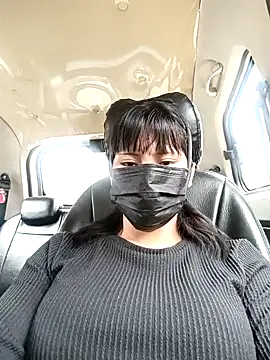 Snapshot of Latin_summer chatting on February 6, 2025, 6:46 pm Latin summer online show from February 6, 2025, 6:46 pm