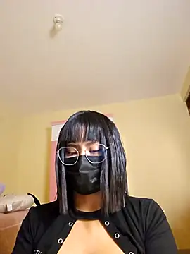 Snapshot of Latin_summer chatting on October 11, 2025, 2:55 am Latin summer online show from October 11, 2025, 2:55 am