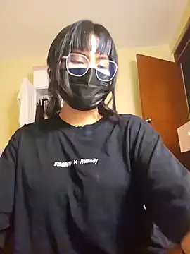 Snapshot of Latin_summer chatting on October 15, 2025, 1:50 am Latin summer online show from October 15, 2025, 1:50 am