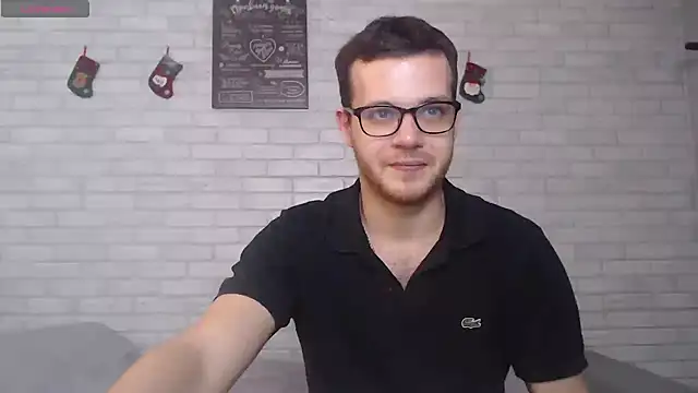 Snapshot of Alexxx_horny chatting on January 4, 2025, 5:26 pm Alexxx horny online show from January 4, 2025, 5:26 pm