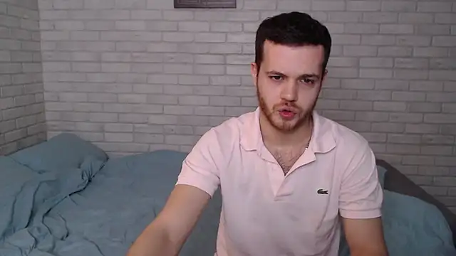 Snapshot of Alexxx_horny chatting on March 6, 2025, 9:47 am Alexxx horny online show from March 6, 2025, 9:47 am