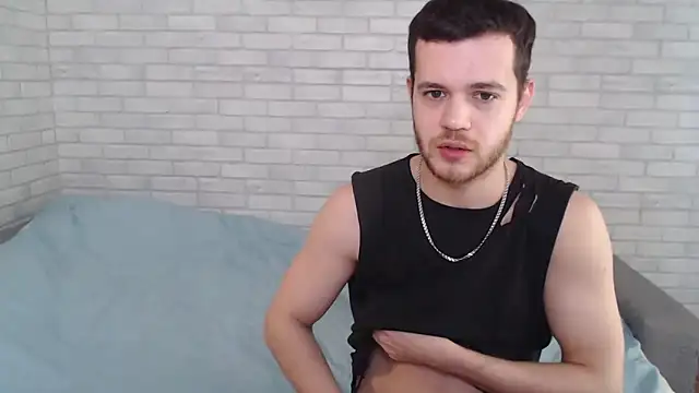 Snapshot of Alexxx_horny chatting on March 20, 2025, 8:20 am Alexxx horny online show from March 20, 2025, 8:20 am