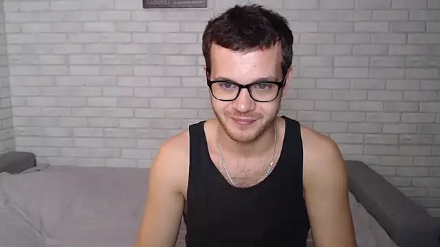 Snapshot of Alexxx_horny chatting on October 10, 2025, 7:46 pm Alexxx horny online show from October 10, 2025, 7:46 pm