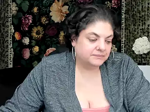 Exotic-Melons online show from December 14, 2025, 8:02 pm